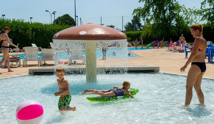 Camping - Dompierre-les-Ormes - Bourgogne - Le Village des Meuniers