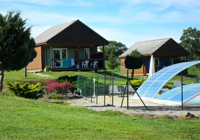 Camping - Sérandon - Limousin - Le Moulin de Clemensac
