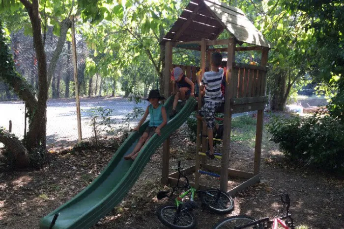 Camping - Maureillas-las-Illas - Languedoc-Roussillon - Les Bruyères