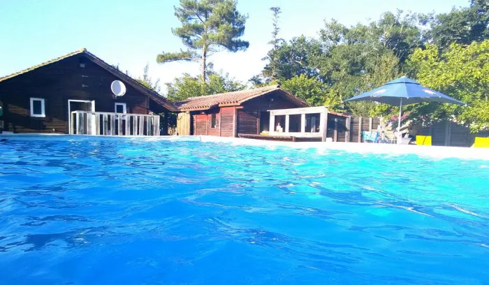 Camping - Uza - Aquitaine - Les Chalets d'Uza