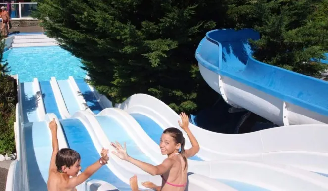 Camping - Lathuile - Rhône-Alpes - Les Fontaines