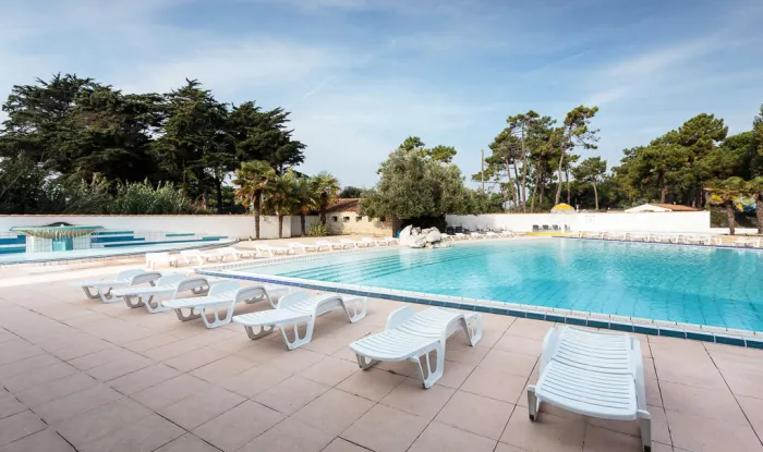 Camping - Sainte-Marie-de-Ré - Poitou-Charentes - Les Grenettes