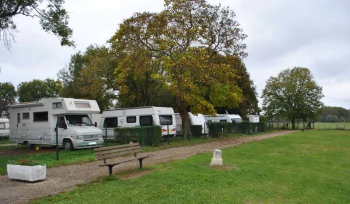 Camping - Saint-Jean-de-Losne - Bourgogne - Les Herlequins