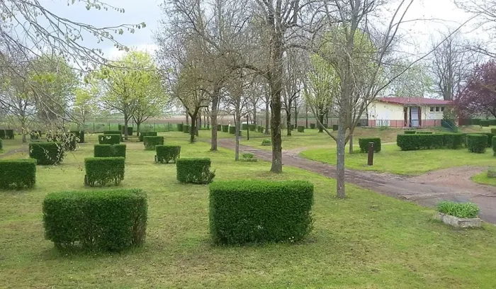 Camping - Saint-Jean-de-Losne - Bourgogne - Les Herlequins