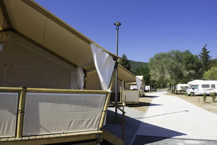 Camping - Le Lavandou - Provence-Alpes-Côte d'Azur - Les Mimosas
