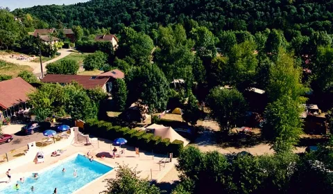 Camping - Doucier - Franche-Comté - Les Mérilles