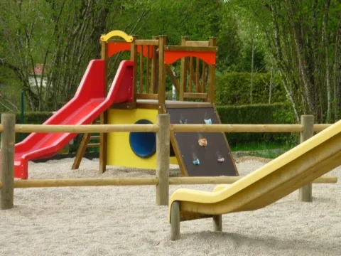 Camping - Doucier - Franche-Comté - Les Mérilles