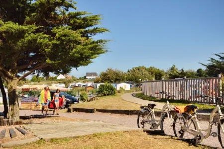 Camping - Batz-sur-Mer - Pays de Loire - Les Paludiers