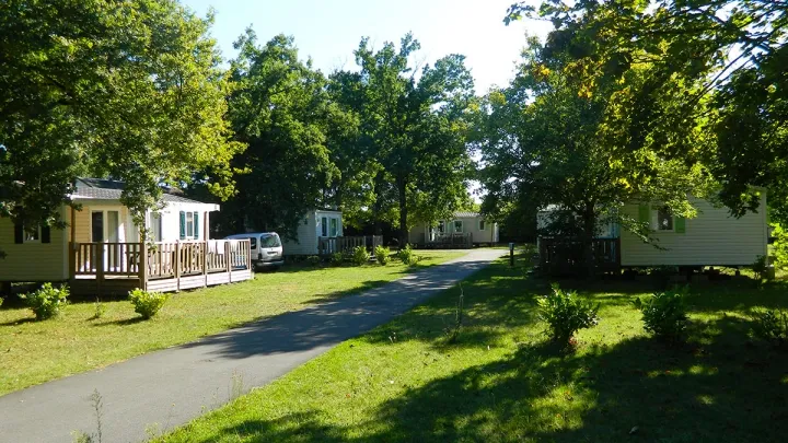 Camping - Montlouis-sur-Loire - Grand Centre - Les Peupliers