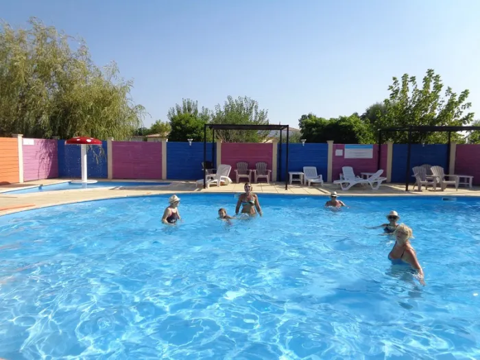 Camping - Colombiers - Languedoc-Roussillon - Les Peupliers
