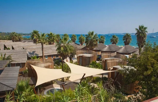 Camping - Port grimaud - Provence-Alpes-Côte d'Azur - Les Prairies de la Mer