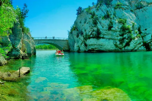 Camping - Quinson - Provence-Alpes-Côte d'Azur - Les Prés du Verdon