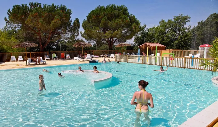 Camping - Crayssac - Midi-Pyrénées - Les Reflets du Quercy