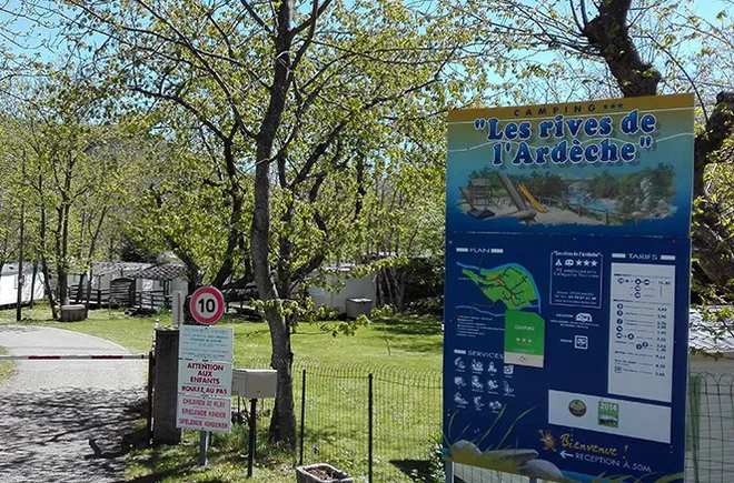 Camping - Mayres - Rhône-Alpes - Les Rives de L'ardeche