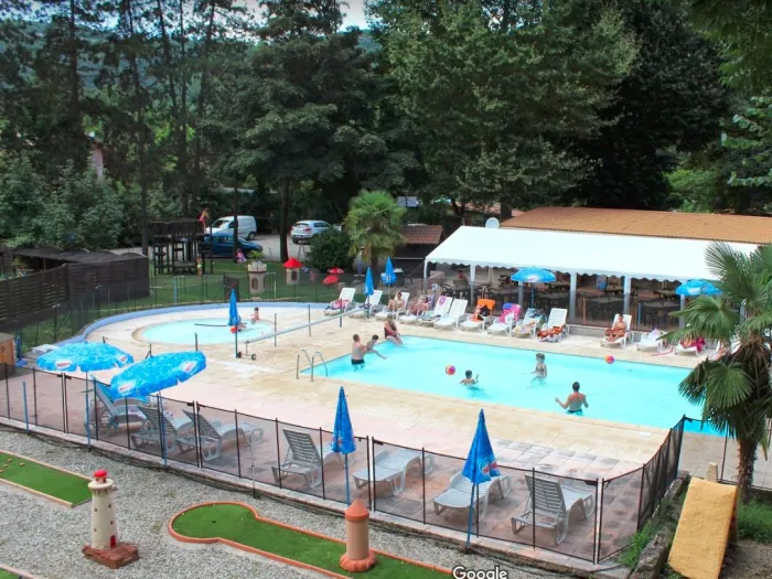 Camping - Tournon sur Rhône - Rhône-Alpes - Les Sables