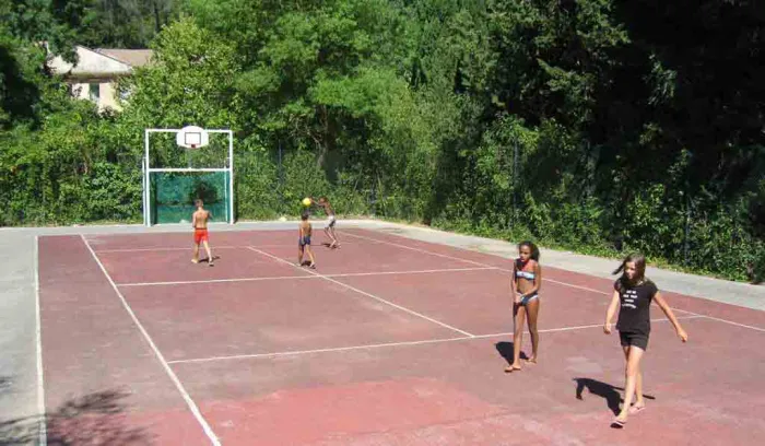 Camping - Belgentier - Provence-Alpes-Côte d'Azur - Les Tomasses