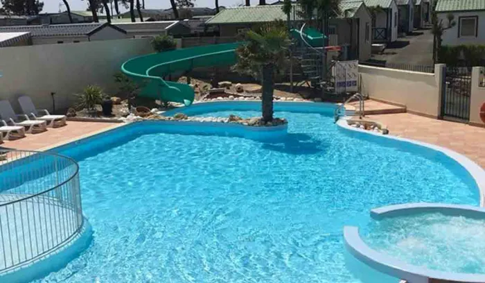 Camping - La Faute-sur-Mer - Pays de Loire - Les Tulipes
