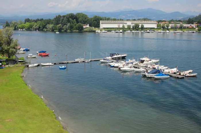 Camping - Castelletto sopra Ticino - Piémont - Lido Verbano