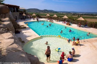 Camping - Calvisson - Languedoc-Roussillon - Mer et Camargue