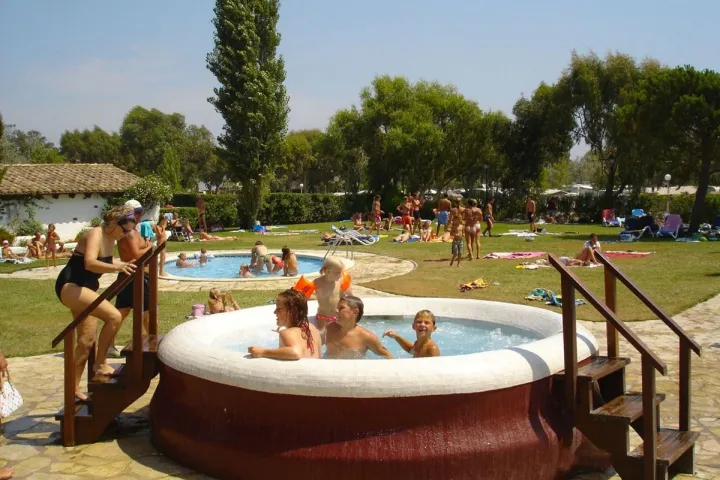 Camping - Castelló d' Empúries - Costa Brava - Nautic Almata