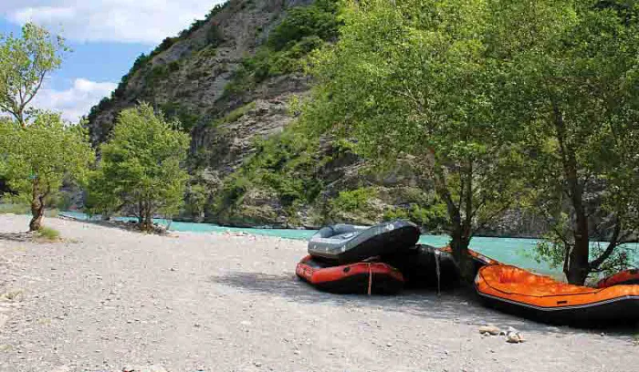 Camping - Châteauroux-les-Alpes - Provence-Alpes-Côte d'Azur - New Rabioux