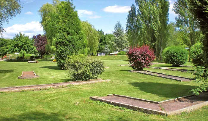 Camping - Ivry-la-Bataille - Haute-Normandie - Les Fontaines