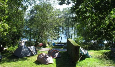 Camping - Montsauche-les-Settons - Bourgogne - Plage des Settons