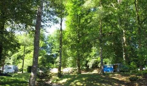 Camping - Montsauche-les-Settons - Bourgogne - Plage des Settons