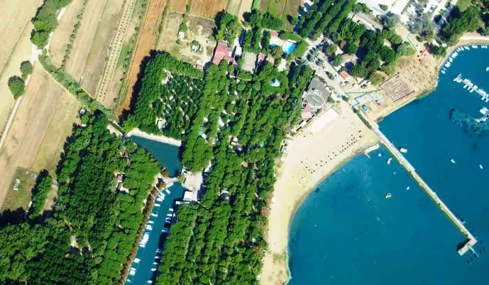 Camping - Tuoro sul Trasimeno - Ombrie - Punta Navaccia
