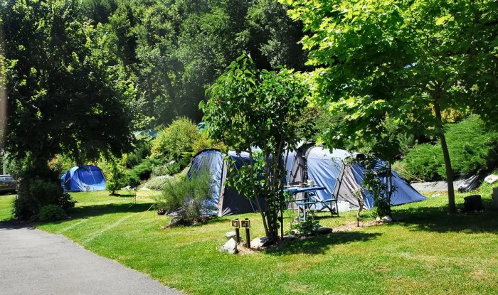 Camping - Estaing - Midi-Pyrénées - Pyrénées Natura
