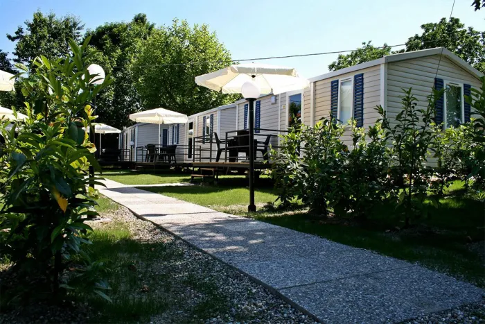 Camping - Dormelletto - Piémont - Röse