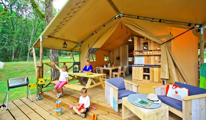 Camping - Saint-Avit-de-Vialard - Aquitaine - Saint Avit Loisirs