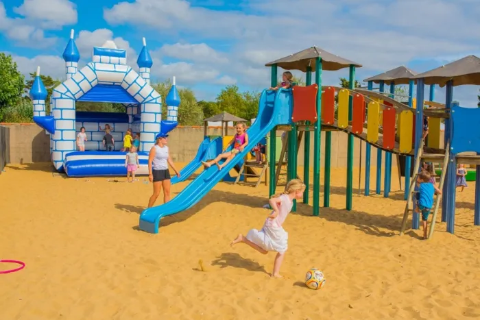 Camping - Saint-Hilaire-de-Riez - Pays de Loire - Sol à Gogo