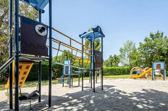 Camping - Argelès-sur-Mer - Languedoc-Roussillon - Taxo Les Pins