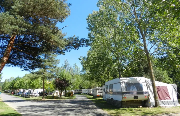 Camping - Saint-Galmier - Rhône-Alpes - Val de Coise