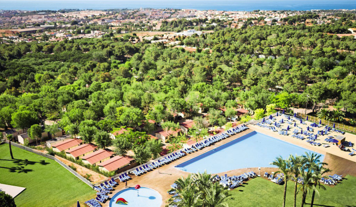 Camping Vilanova Park background-poster