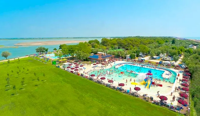 Camping - Bibione Pineda - Vénétie - Village Capalonga