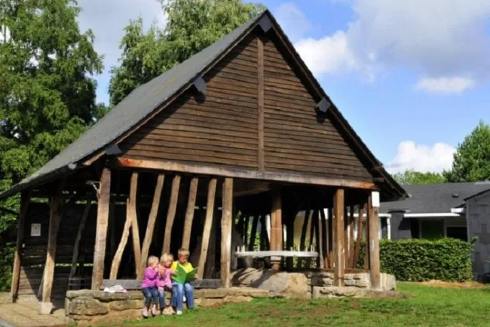 Camping - Forges-les-Eaux - Haute-Normandie - Village Club Forges-Les-Eaux