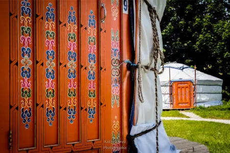 Camping - Saint-Benoît-des-Ondes - Bretagne - Village Insolite