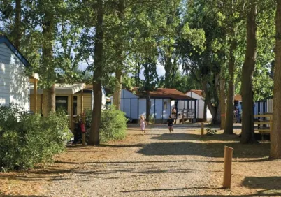 Camping - Vias - Languedoc-Roussillon - Village Vacances Jean Pérès