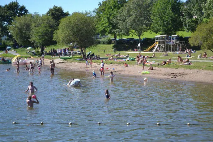 Camping - Villefranche-de-Panat - Midi-Pyrénées - Village Vacances Yaloer