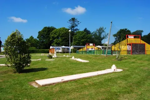 Camping - Baye - Bretagne - A l'Abri de l'Océan