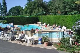 Camping - Pleumeur-Bodou - Bretagne - Abri Côtier