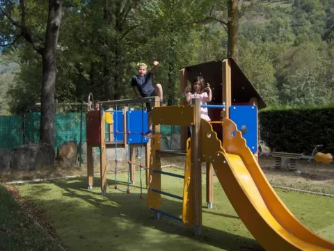 Camping - Esquièze-Sère - Midi-Pyrénées - Airotel Pyrénées