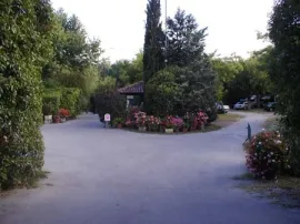 Camping - Aix-en-Provence - Provence-Alpes-Côte d'Azur - Arc-en-Ciel