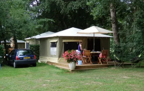 Camping - Antonne-et-Trigonant - Aquitaine - Au Fil de l'Eau