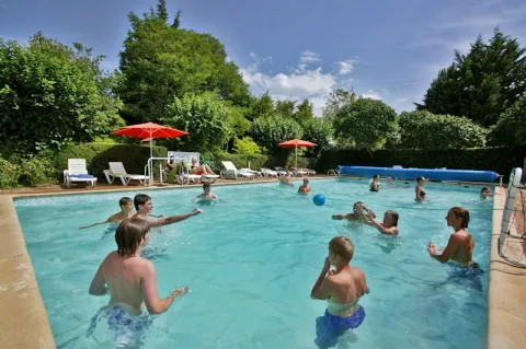 Camping - Peyrillac-et-Millac - Aquitaine - Au p'tit Bonheur