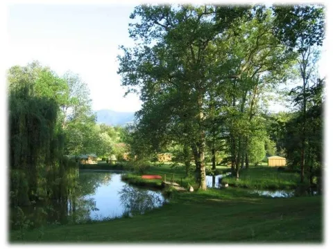 Camping - Montjoie-en-Couserans - Midi-Pyrénées - Audinac Les Bains