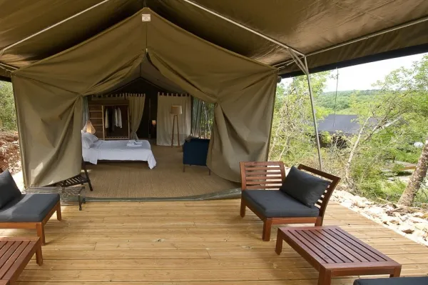 Camping Aux Lodges du Mas de Nadal - Sauliac-sur-Célé