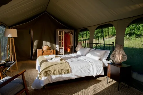 Camping - Sauliac-sur-Célé - Midi-Pyrénées - Aux Lodges du Mas de Nadal